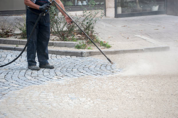 Best Rust Removal  in Monfort Heights, OH